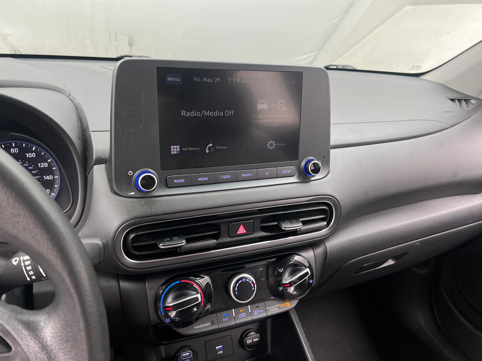 Thumbnail: 2023 Hyundai Kona - 4
