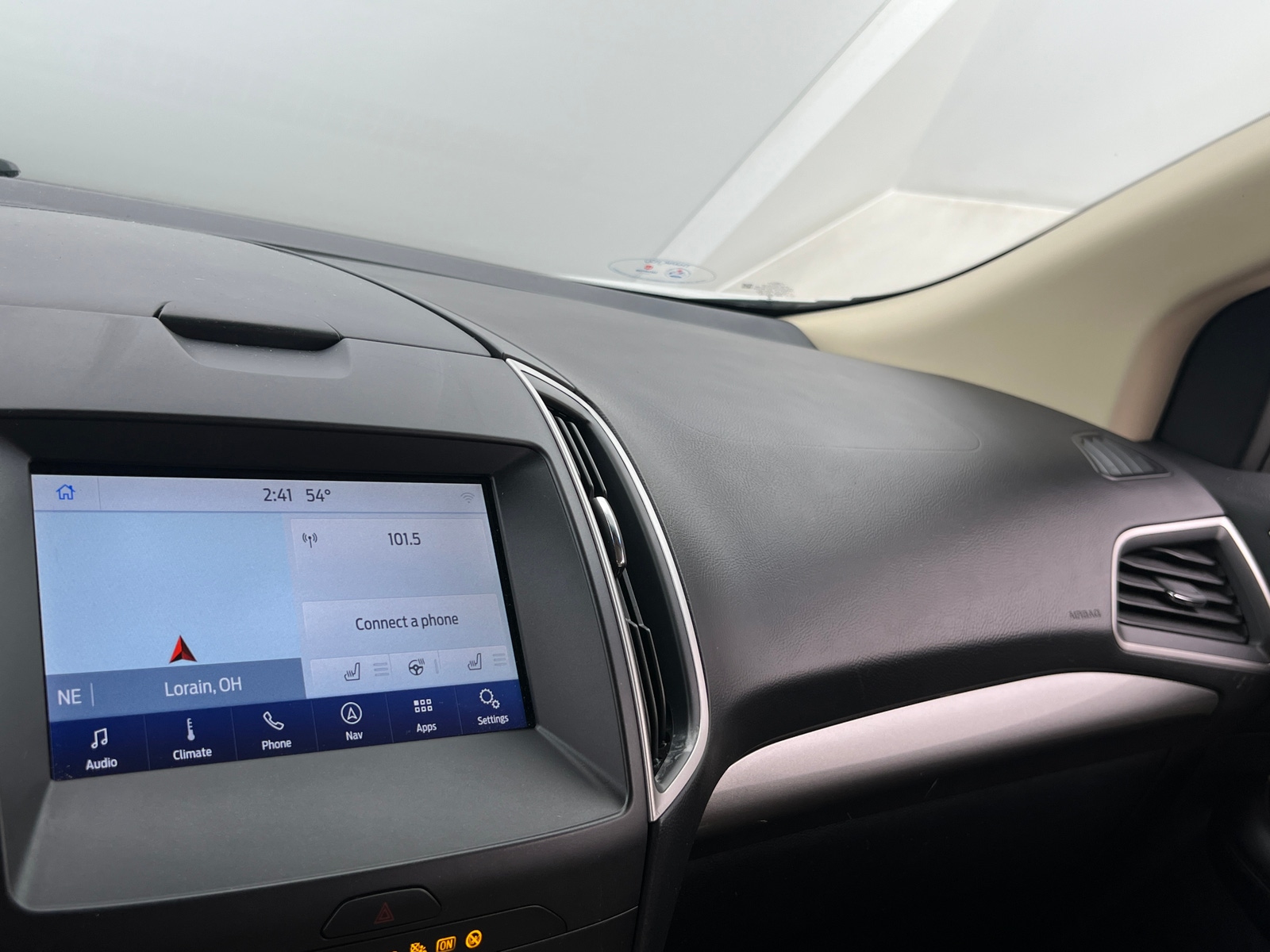 Thumbnail: 2019 Ford Edge - 4