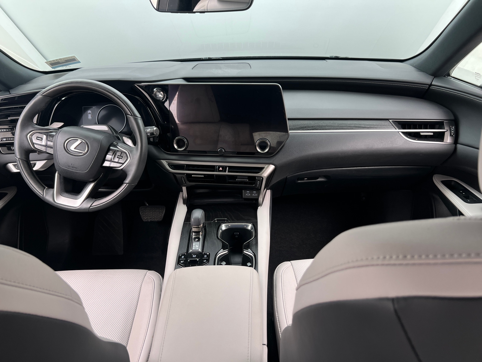 Thumbnail: 2023 Lexus RX - 3