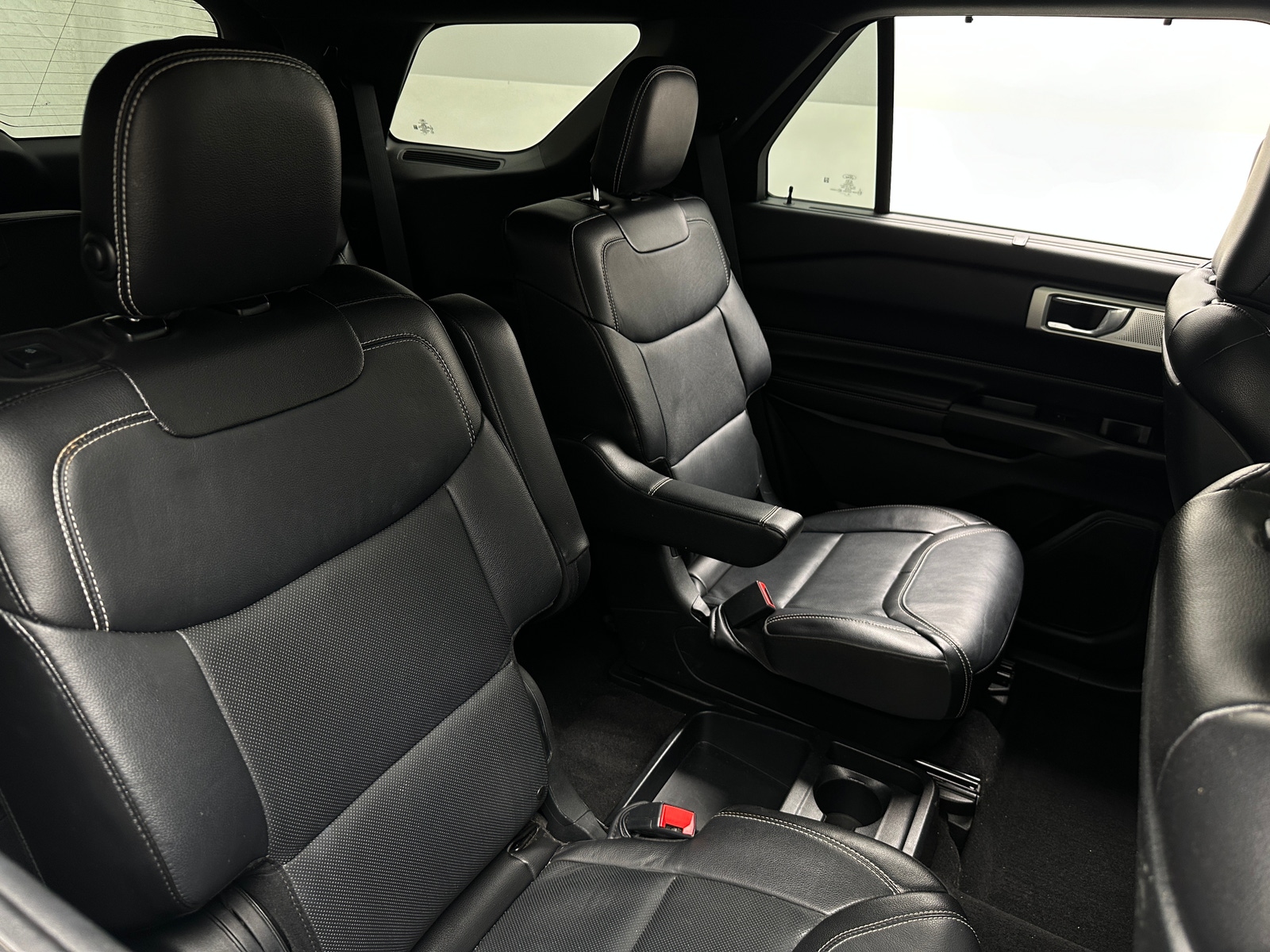 Thumbnail: 2020 Ford Explorer - 5