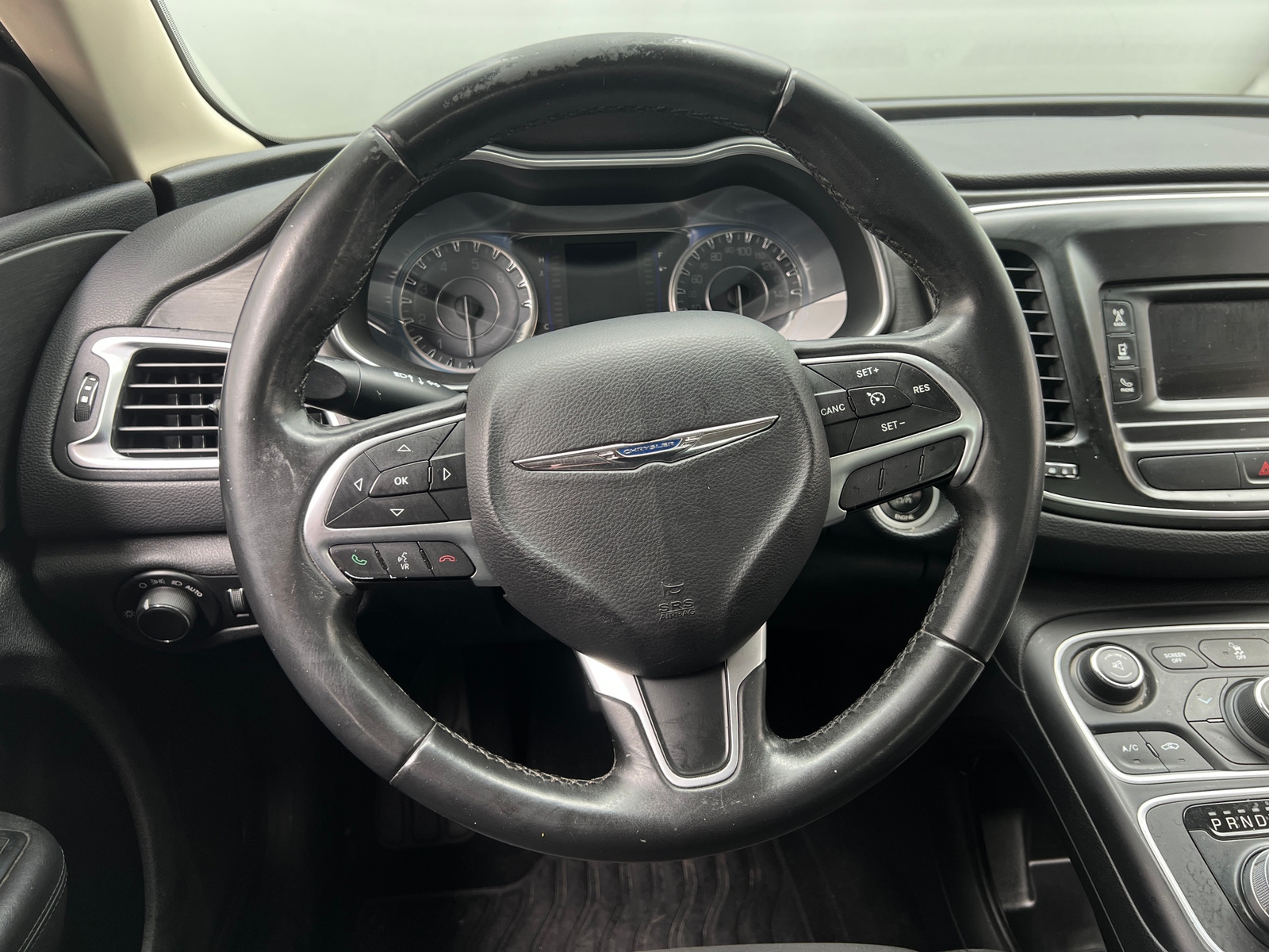 Thumbnail: 2016 Chrysler 200 - 5