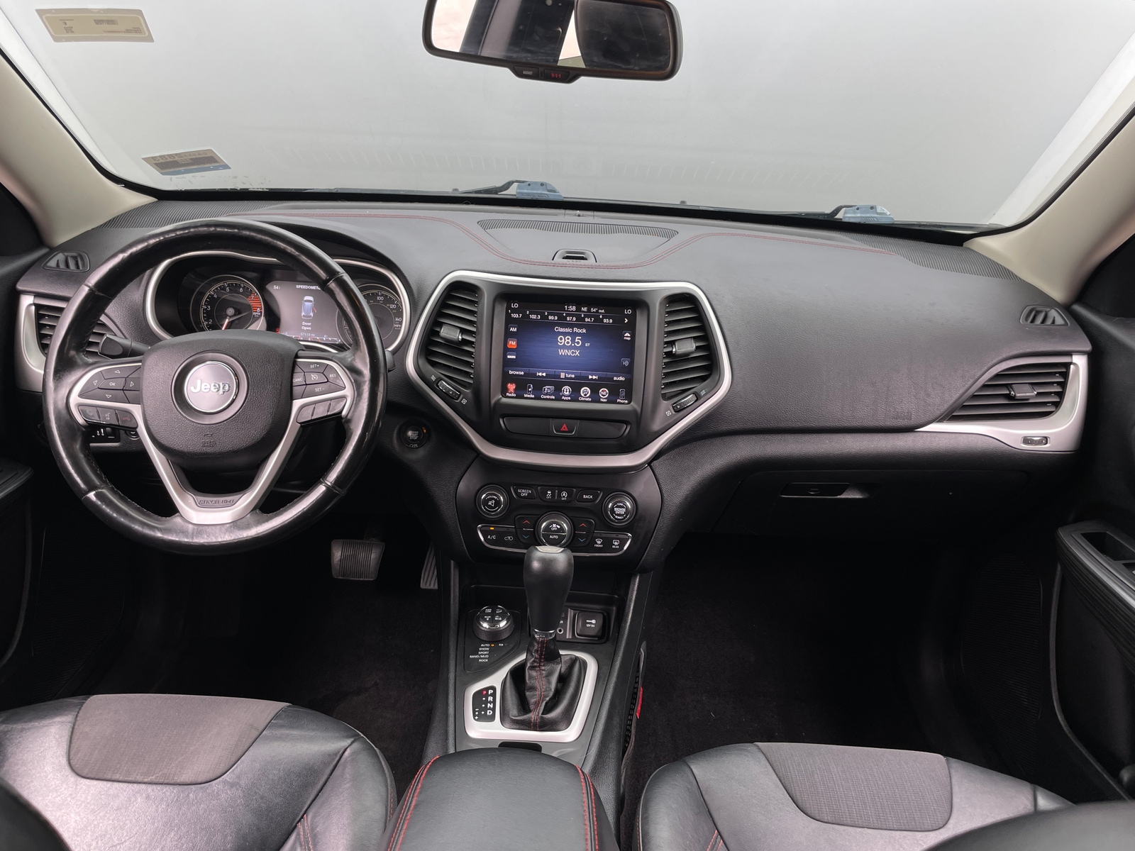 Thumbnail: 2016 Jeep Cherokee - 3