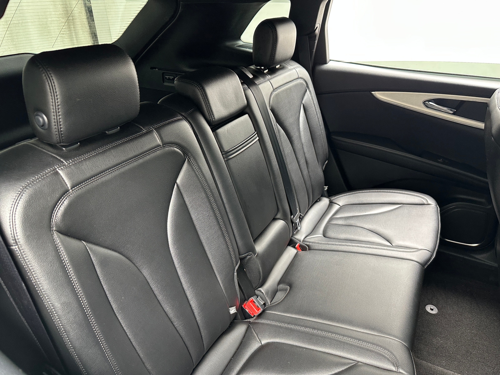 Thumbnail: 2019 Lincoln Nautilus - 5