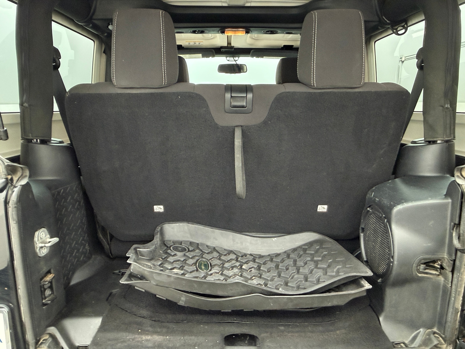 Thumbnail: 2014 Jeep Wrangler - 7