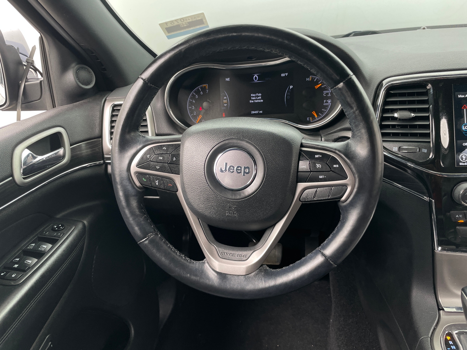 Thumbnail: 2021 Jeep Grand Cherokee - 4