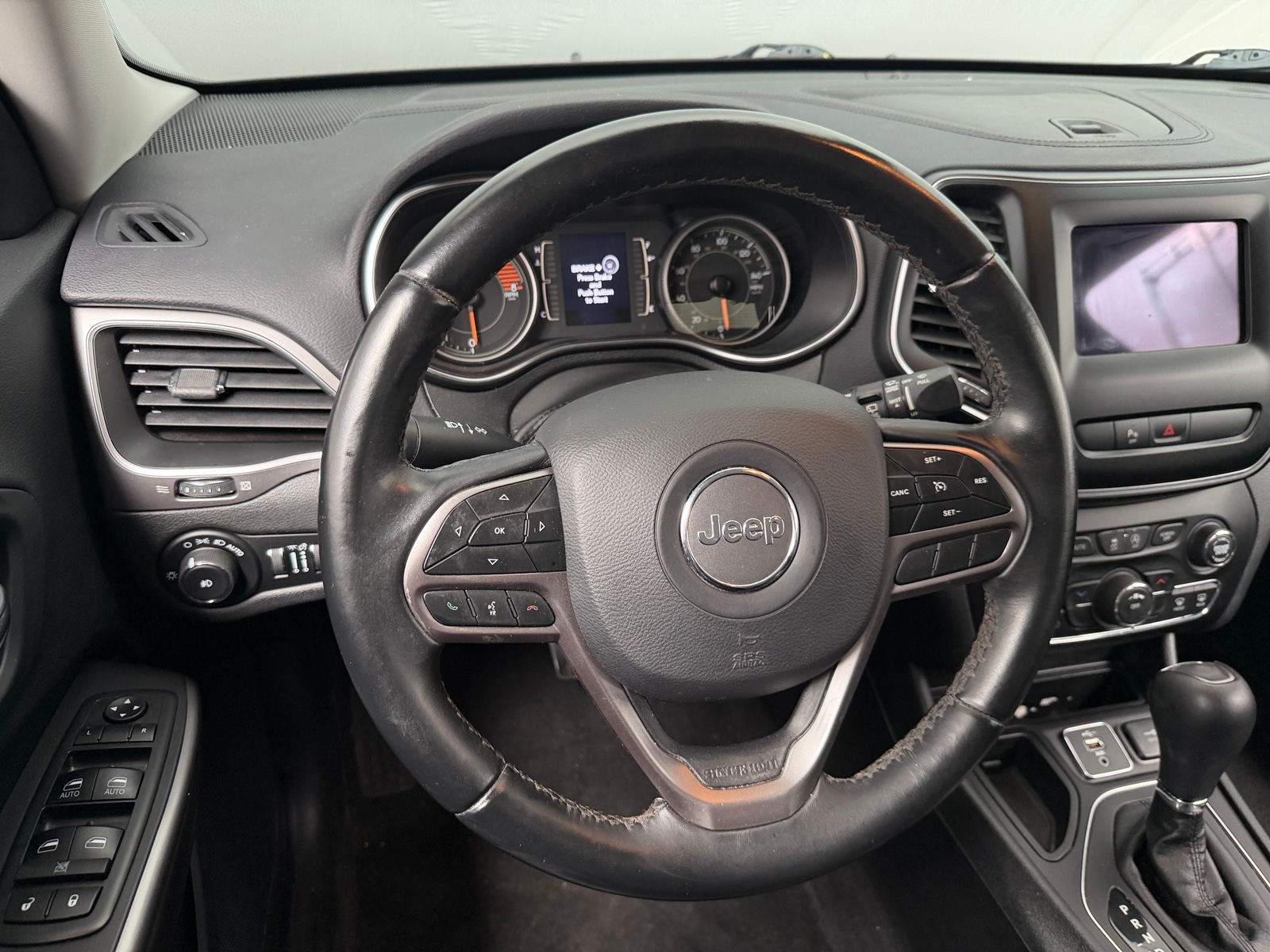 Thumbnail: 2019 Jeep Cherokee - 5