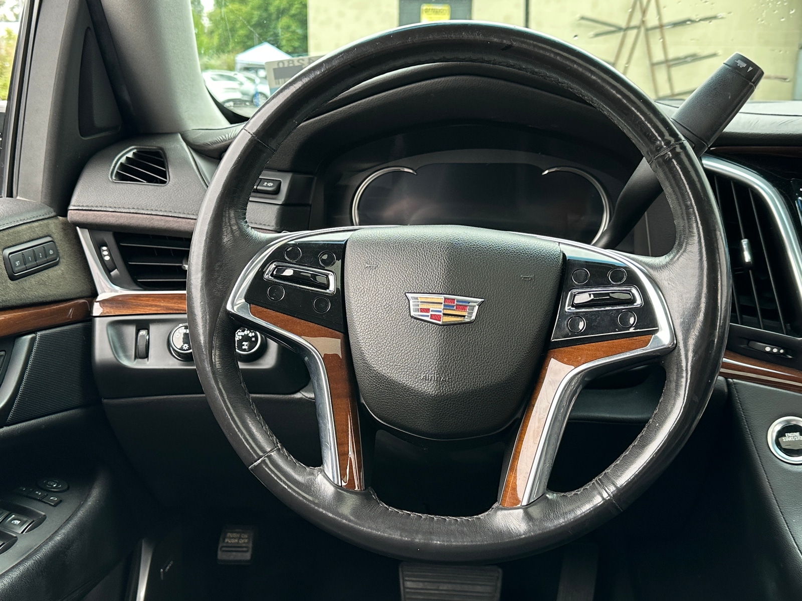 Thumbnail: 2019 Cadillac Escalade - 4