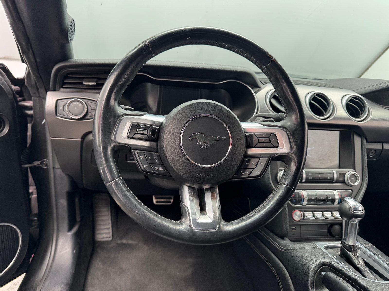 Thumbnail: 2019 Ford Mustang - 5