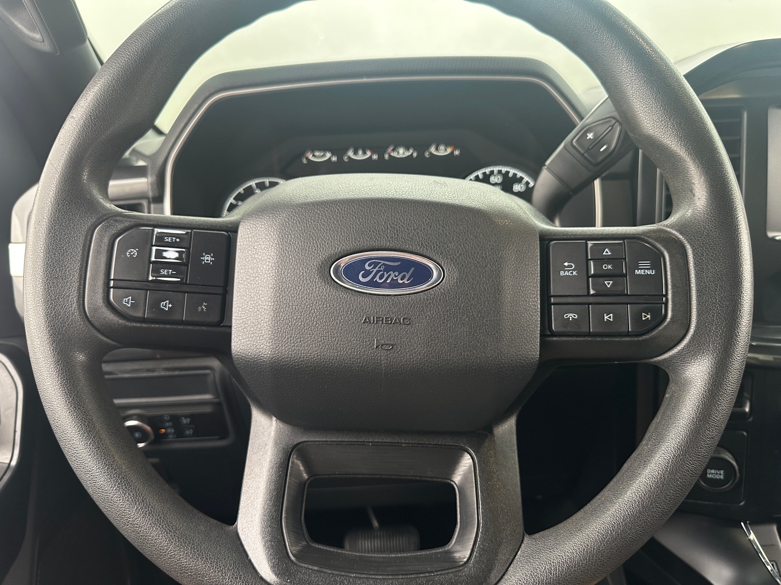 Thumbnail: 2022 Ford Econoline - 5