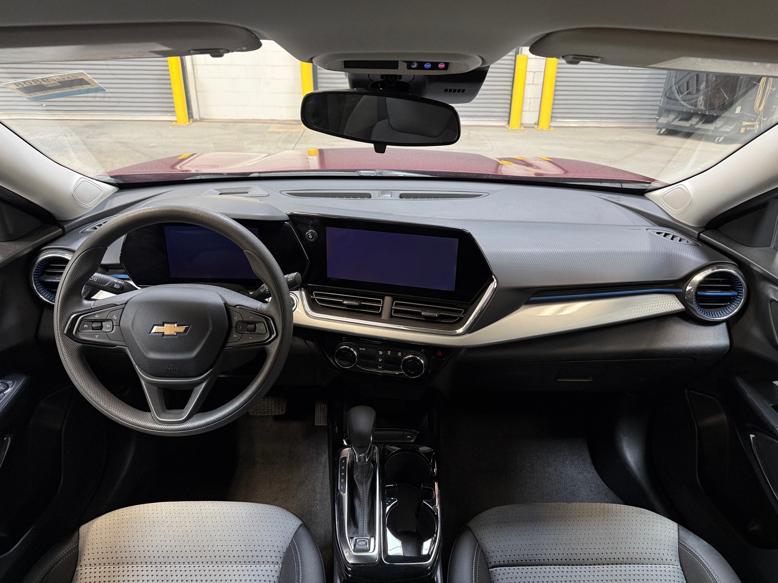 Thumbnail: 2025 Chevrolet Trax - 3