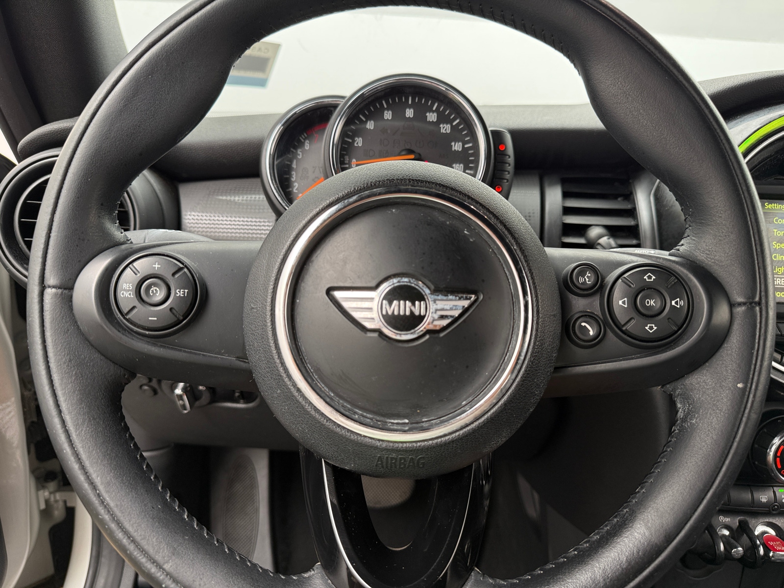 Thumbnail: 2017 MINI Cooper Convertible - 4