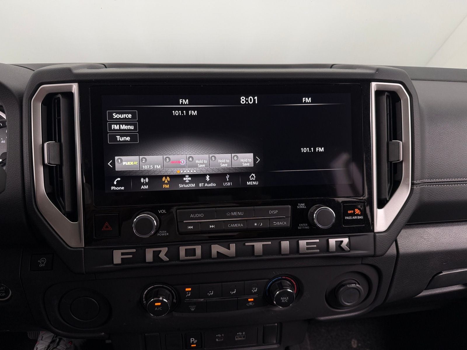 Thumbnail: 2025 Nissan Frontier - 4