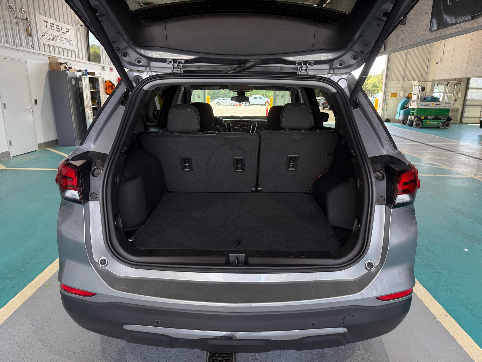 Thumbnail: 2023 Chevrolet Equinox - 7
