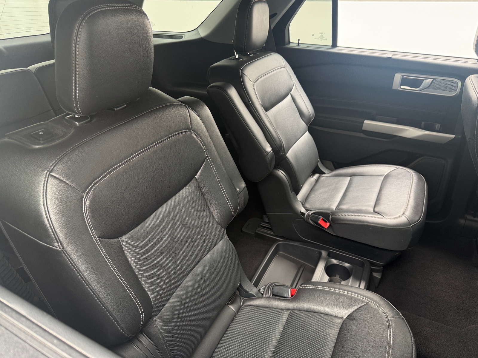 Thumbnail: 2021 Ford Explorer - 5