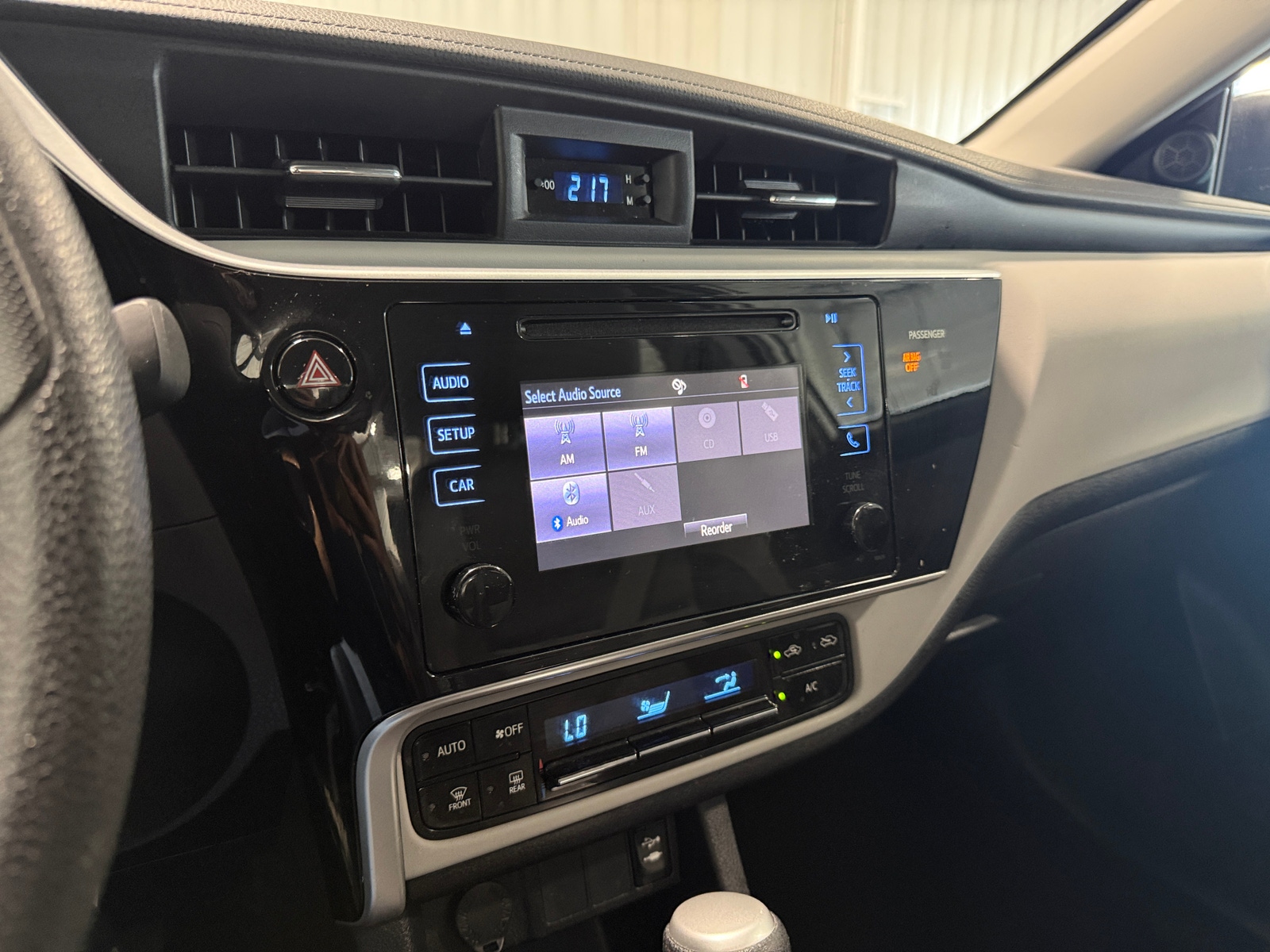 Thumbnail: 2017 Toyota Corolla - 4