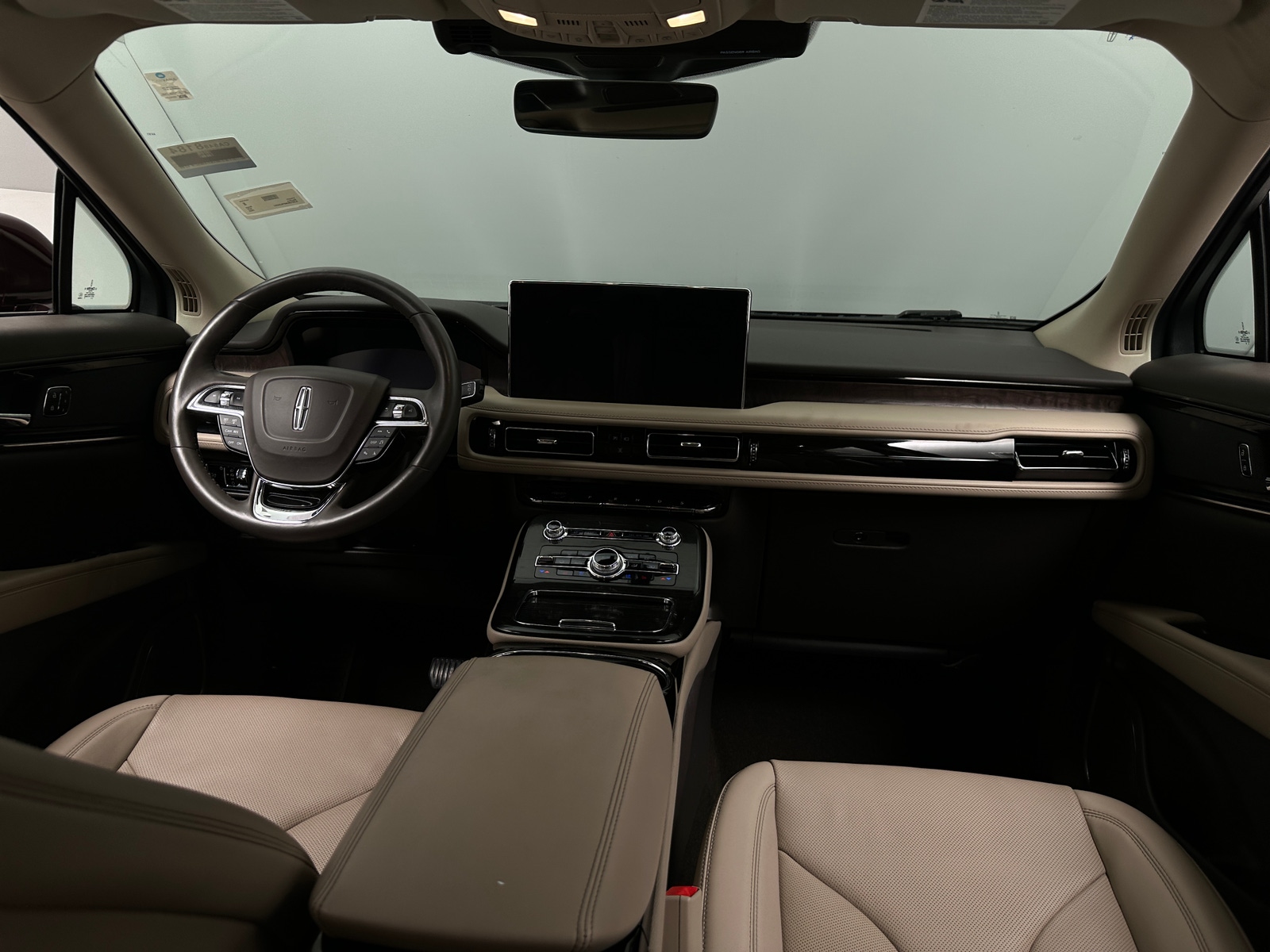 Thumbnail: 2023 Lincoln Nautilus - 2