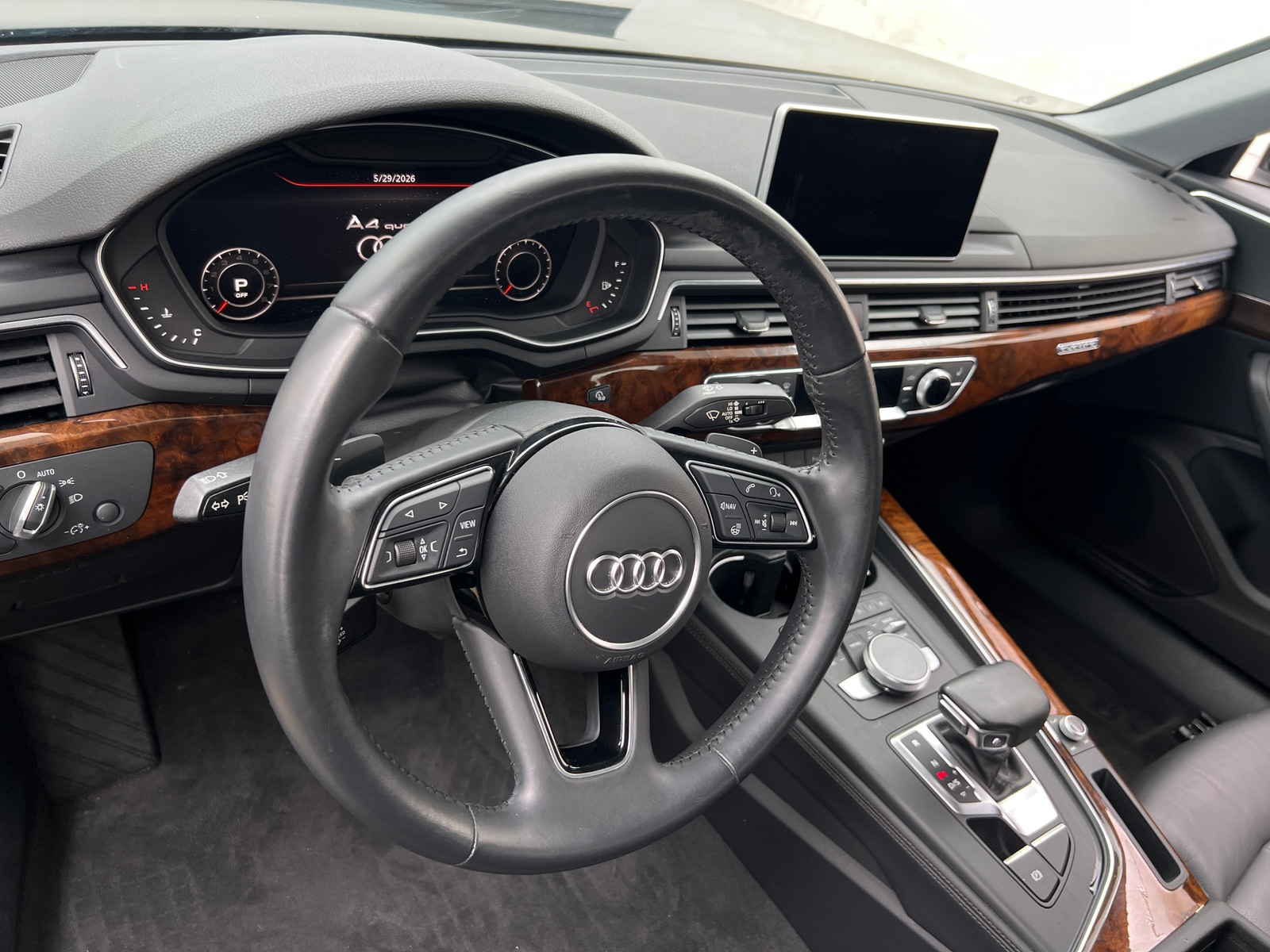 Thumbnail: 2019 Audi A4 - 4