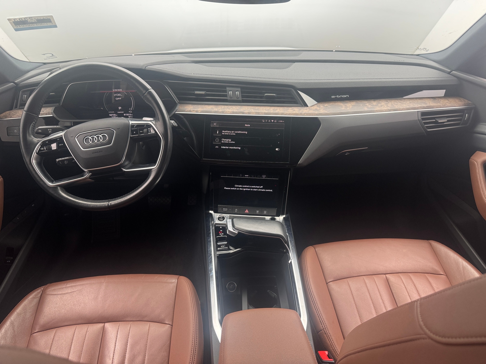 Thumbnail: 2021 Audi e-tron - 2