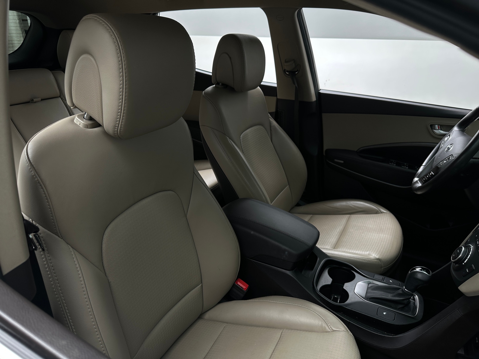 Thumbnail: 2013 Hyundai Santa Fe - 2