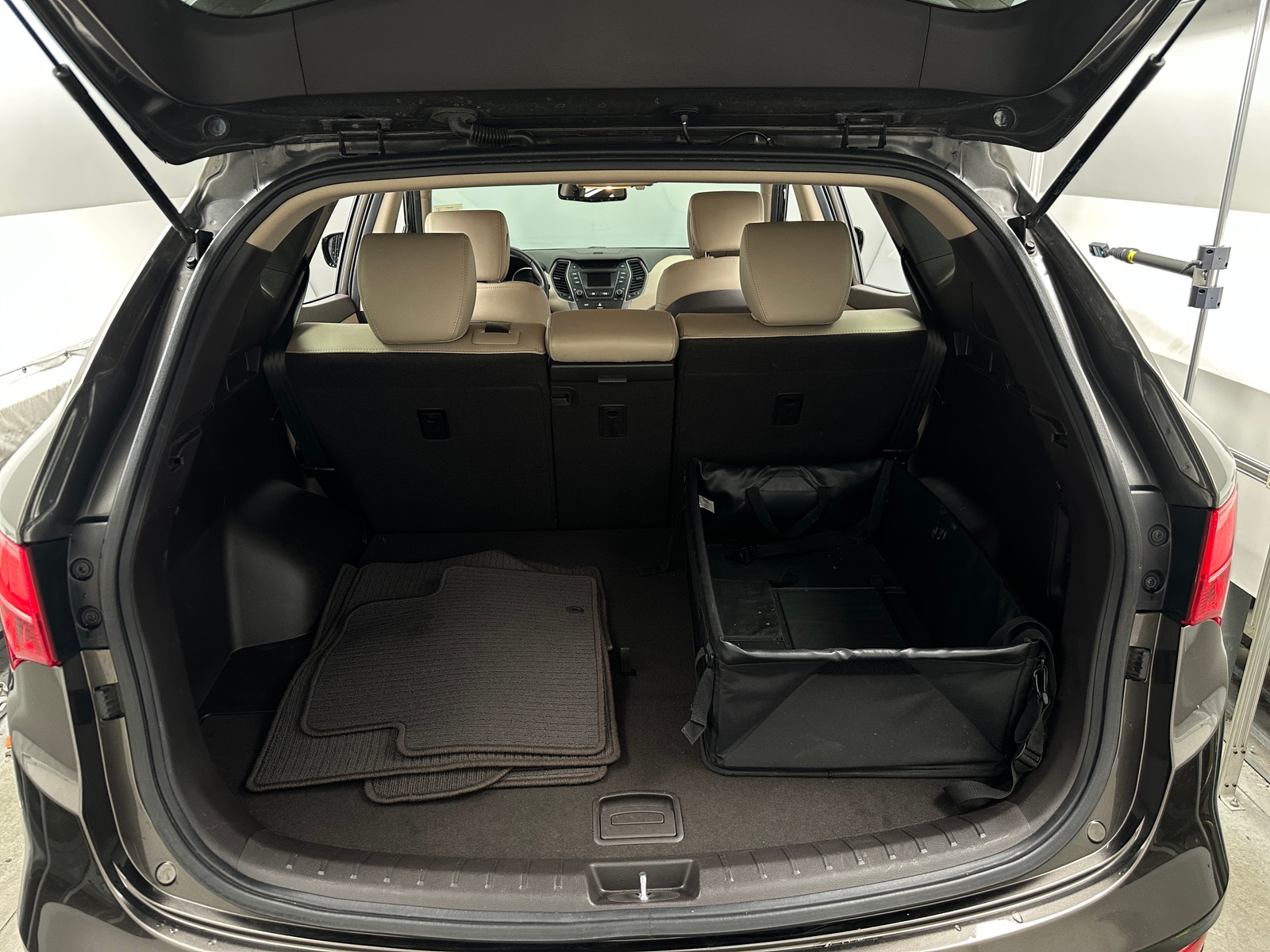 Thumbnail: 2013 Hyundai Santa Fe - 7