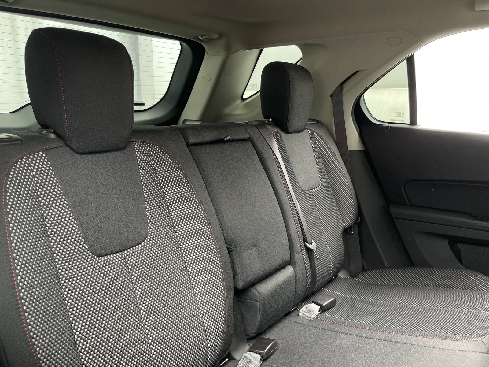Thumbnail: 2017 Chevrolet Equinox - 6