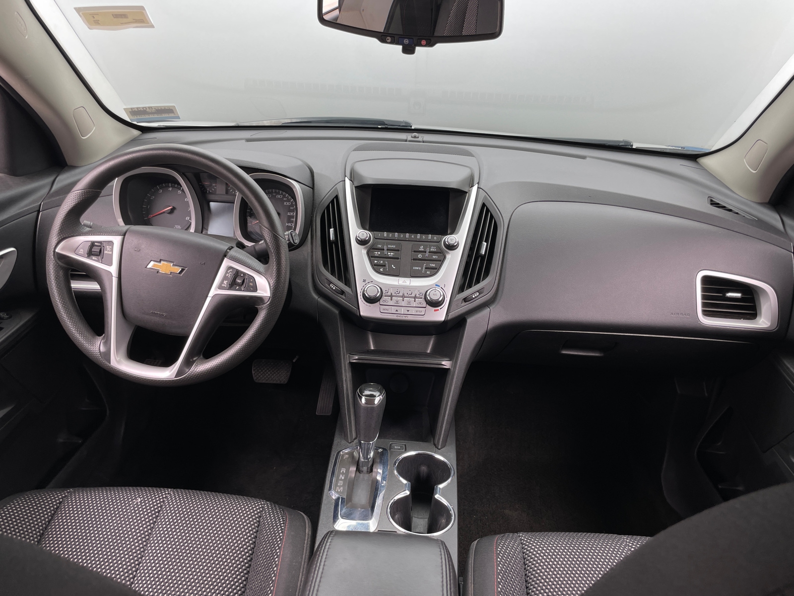 Thumbnail: 2017 Chevrolet Equinox - 3