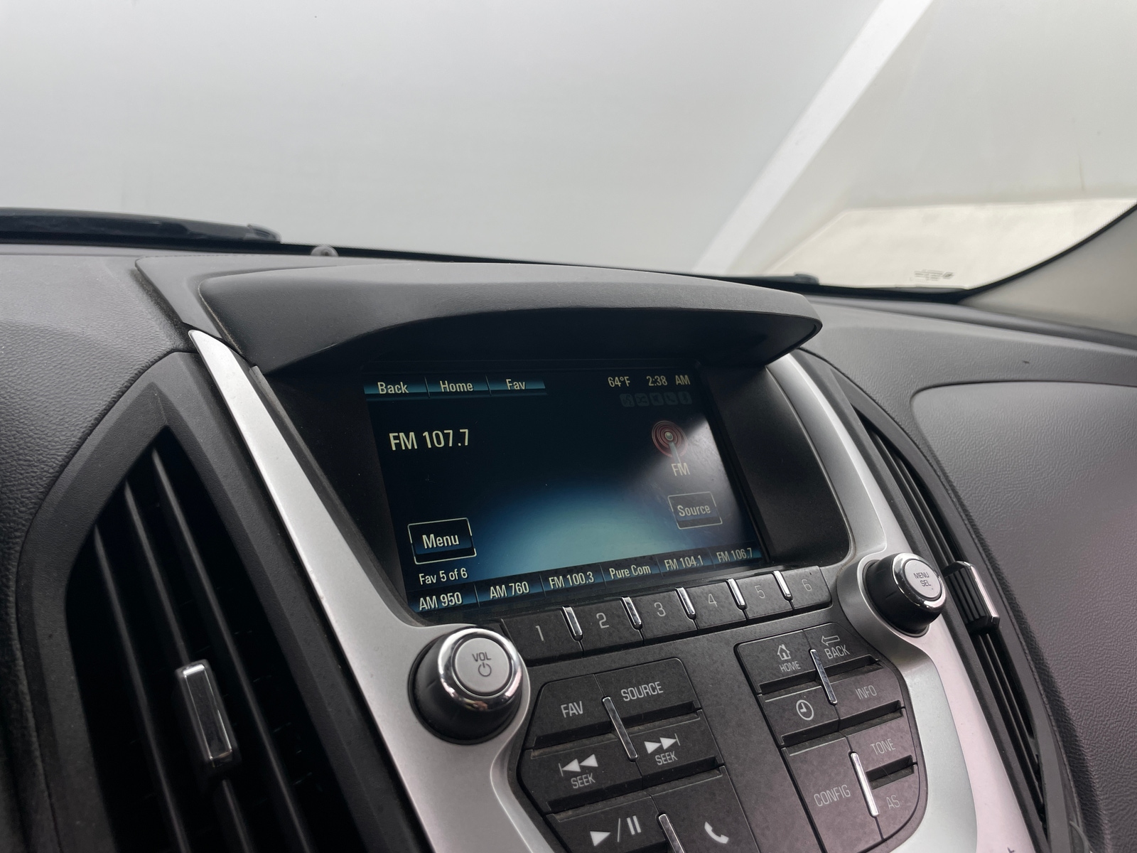 Thumbnail: 2017 Chevrolet Equinox - 4