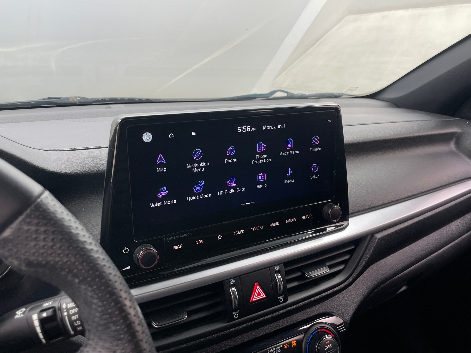 Thumbnail: 2023 Kia Forte - 3