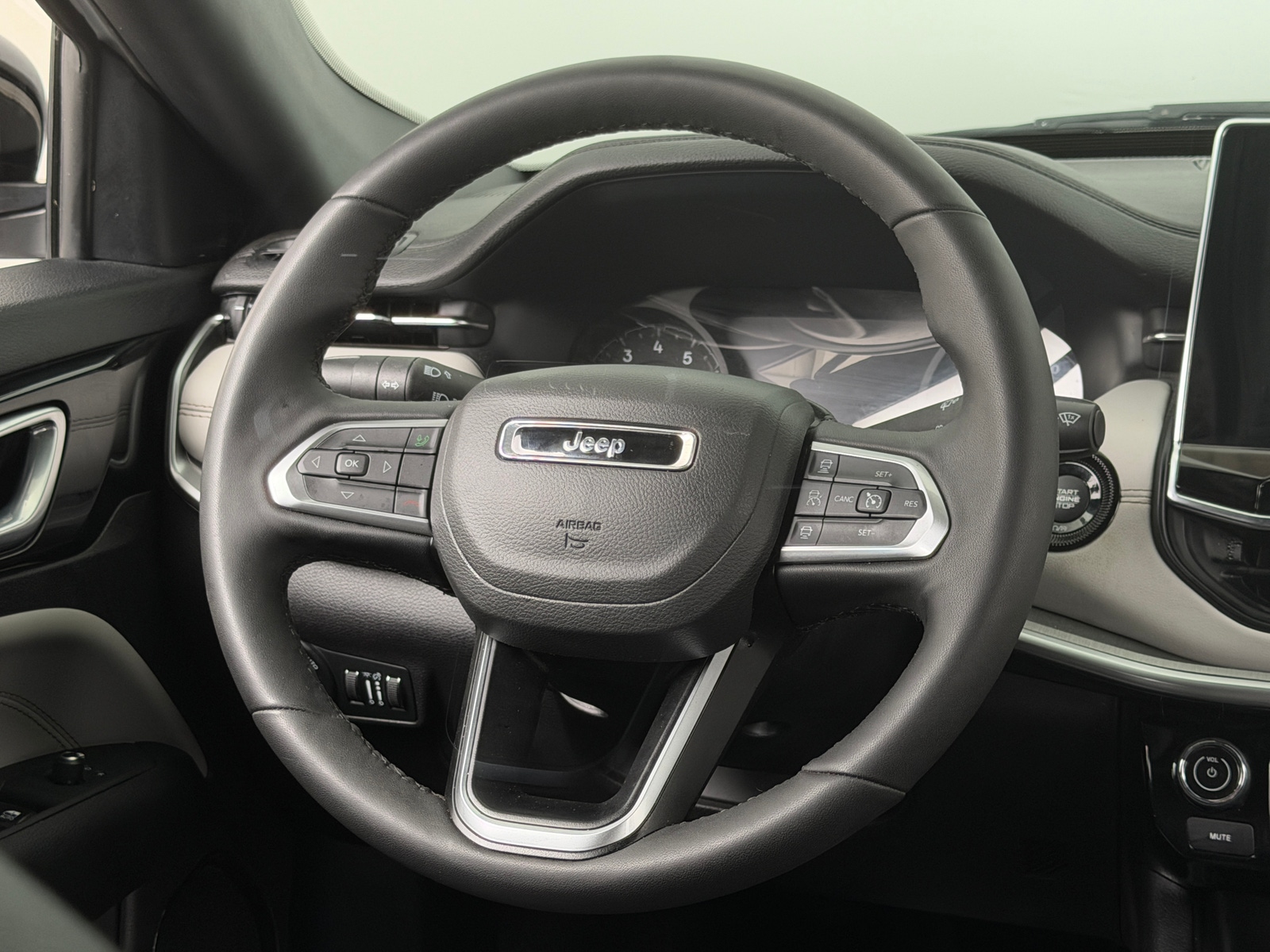 Thumbnail: 2025 Jeep Compass - 4