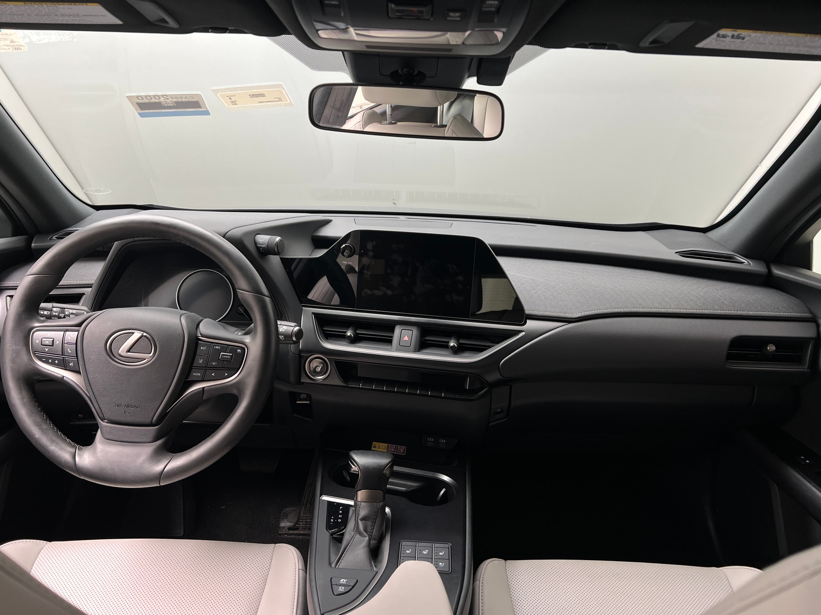Thumbnail: 2024 Lexus UX - 2