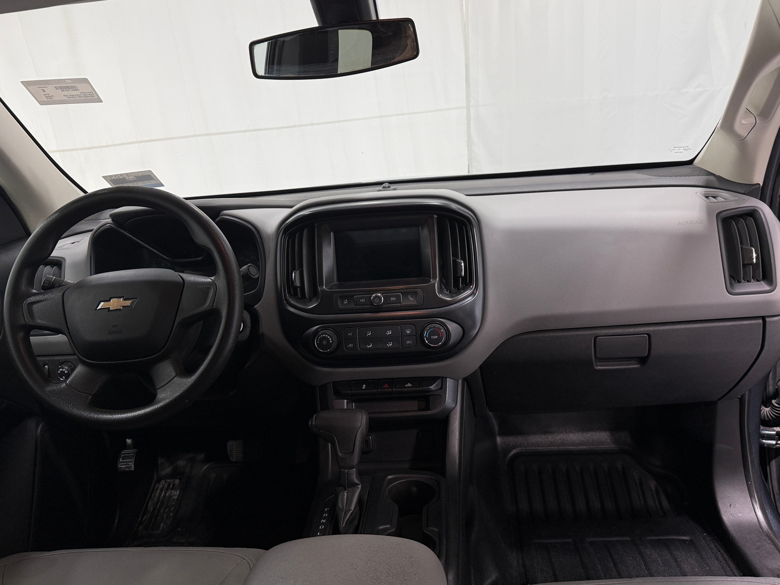 Thumbnail: 2019 Chevrolet Colorado - 3
