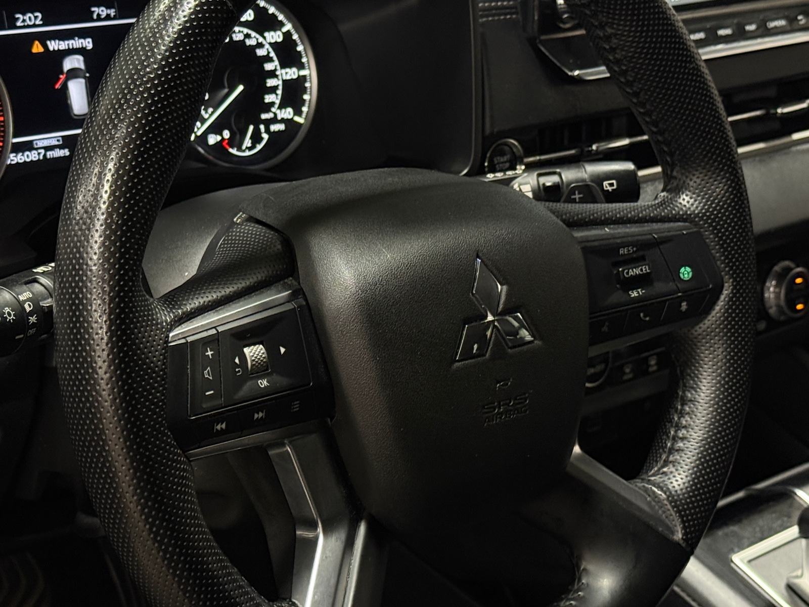 Thumbnail: 2024 Mitsubishi Outlander - 4