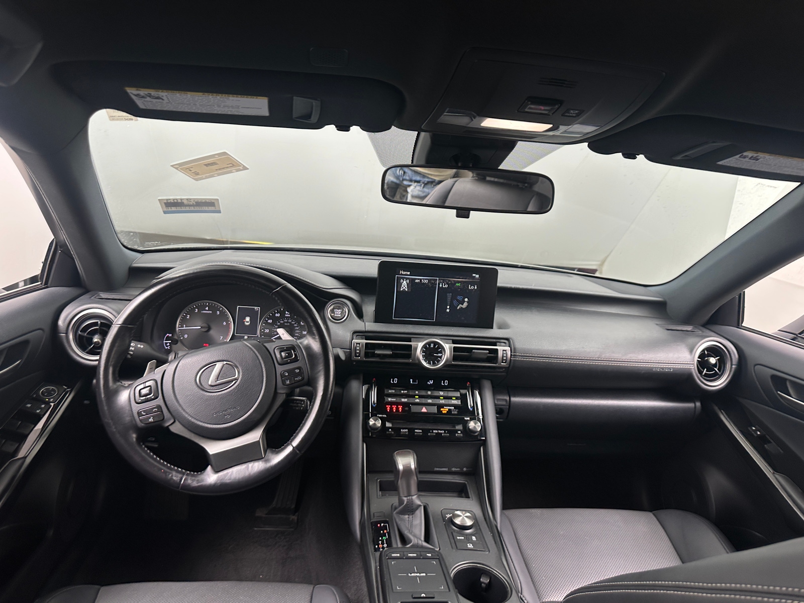 Thumbnail: 2022 Lexus IS - 2