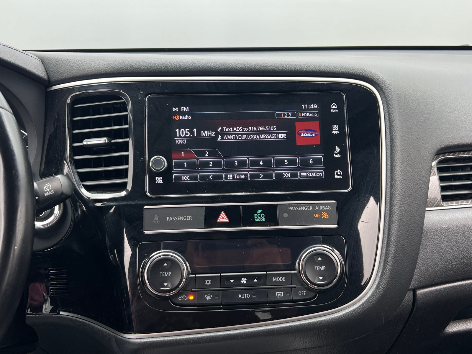 Thumbnail: 2019 Mitsubishi Outlander - 3