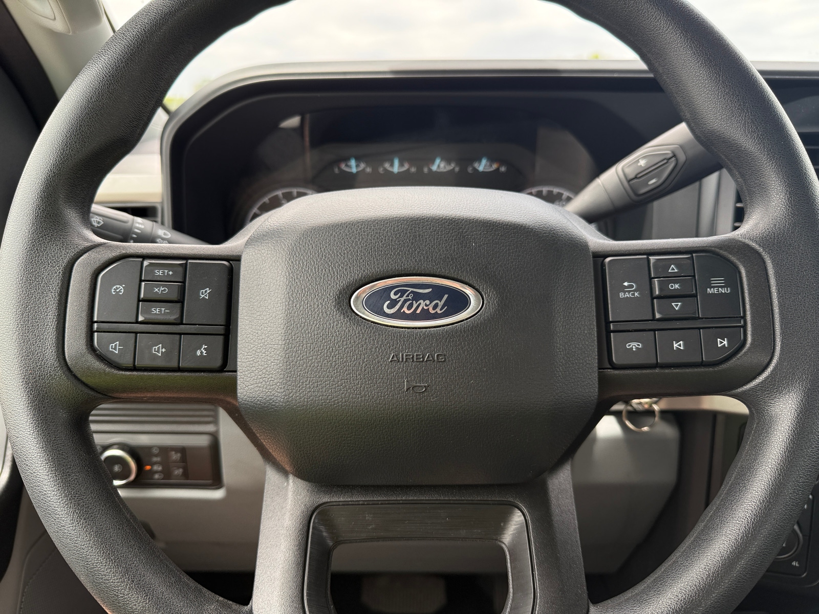 Thumbnail: 2024 Ford Econoline - 4