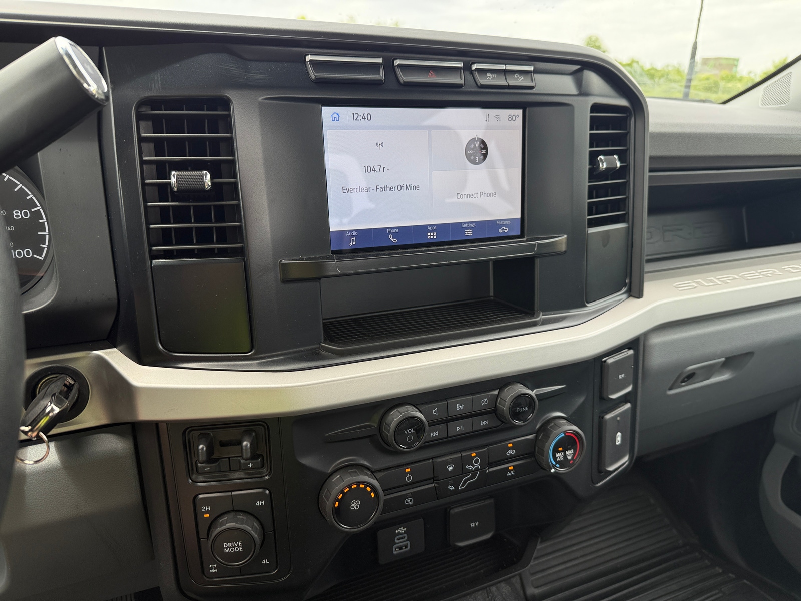 Thumbnail: 2024 Ford Econoline - 3