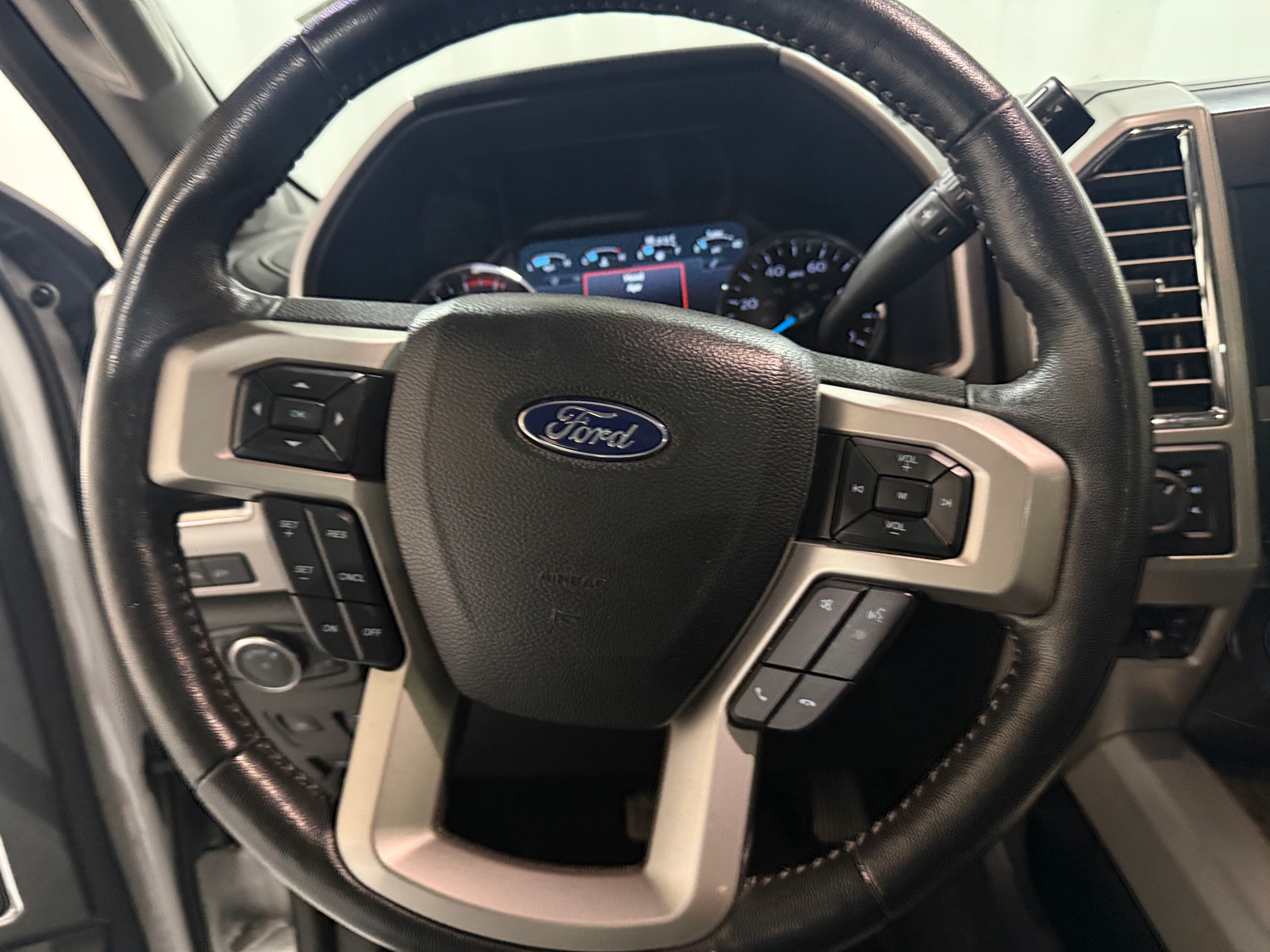 Thumbnail: 2017 Ford Econoline - 4