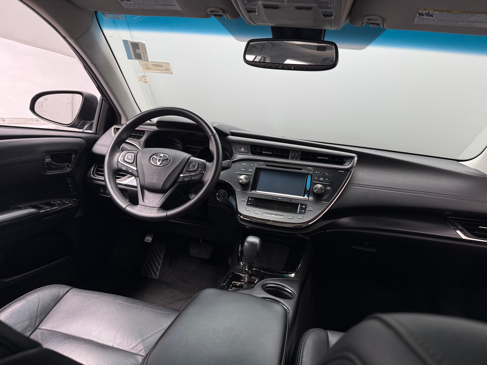 Thumbnail: 2017 Toyota Avalon - 2