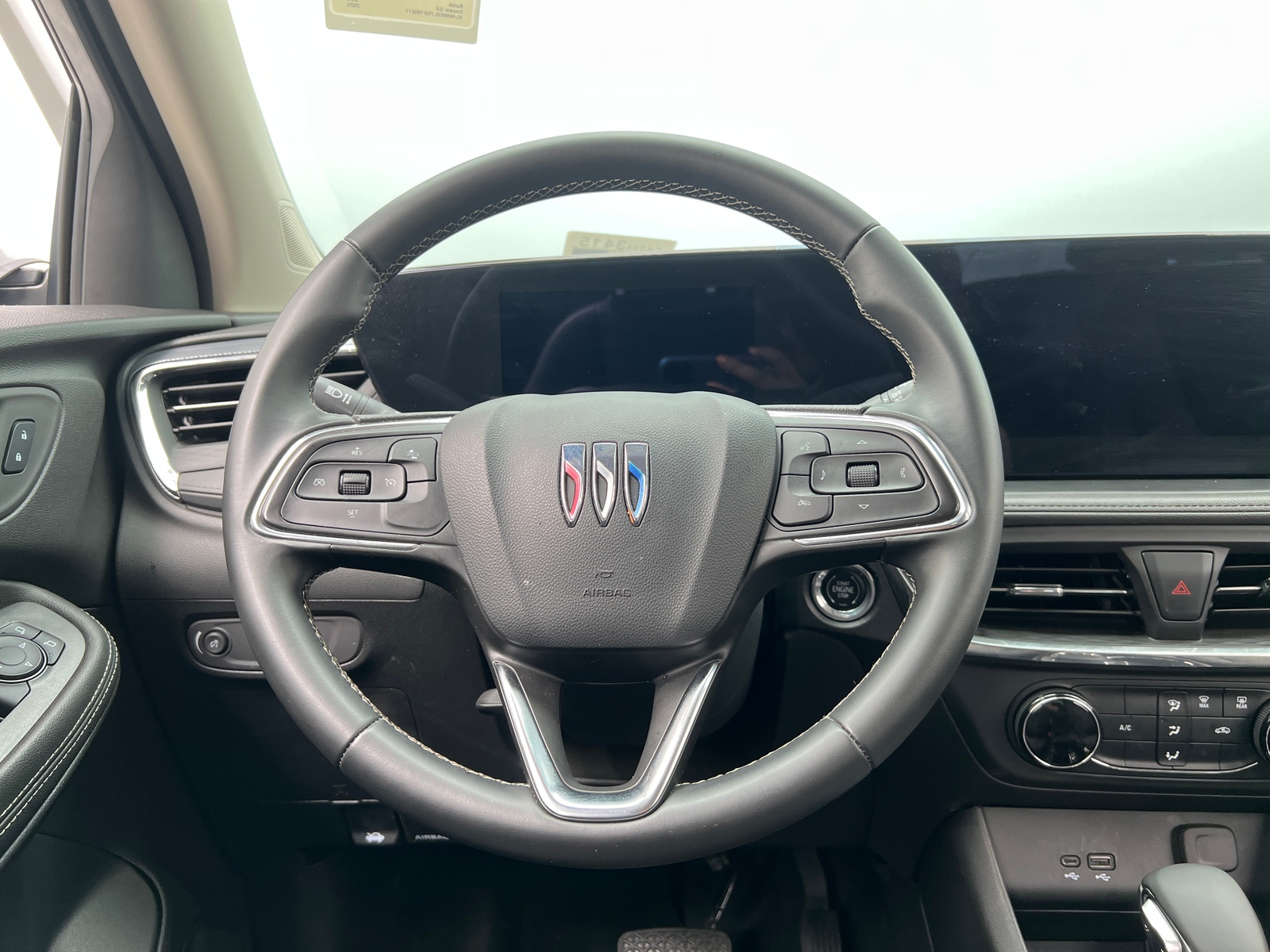 Thumbnail: 2025 Buick Encore GX - 4