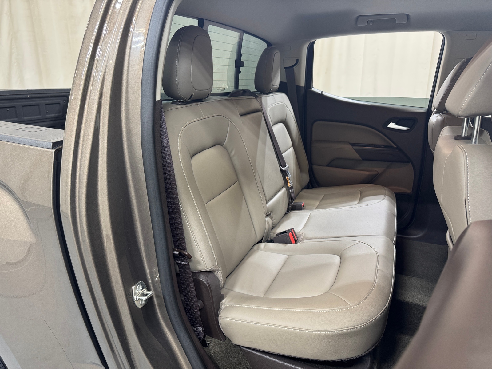Thumbnail: 2016 GMC Canyon - 5
