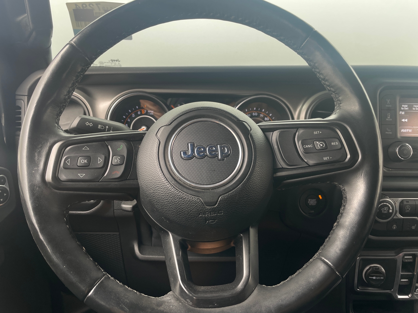 Thumbnail: 2021 Jeep Gladiator - 5