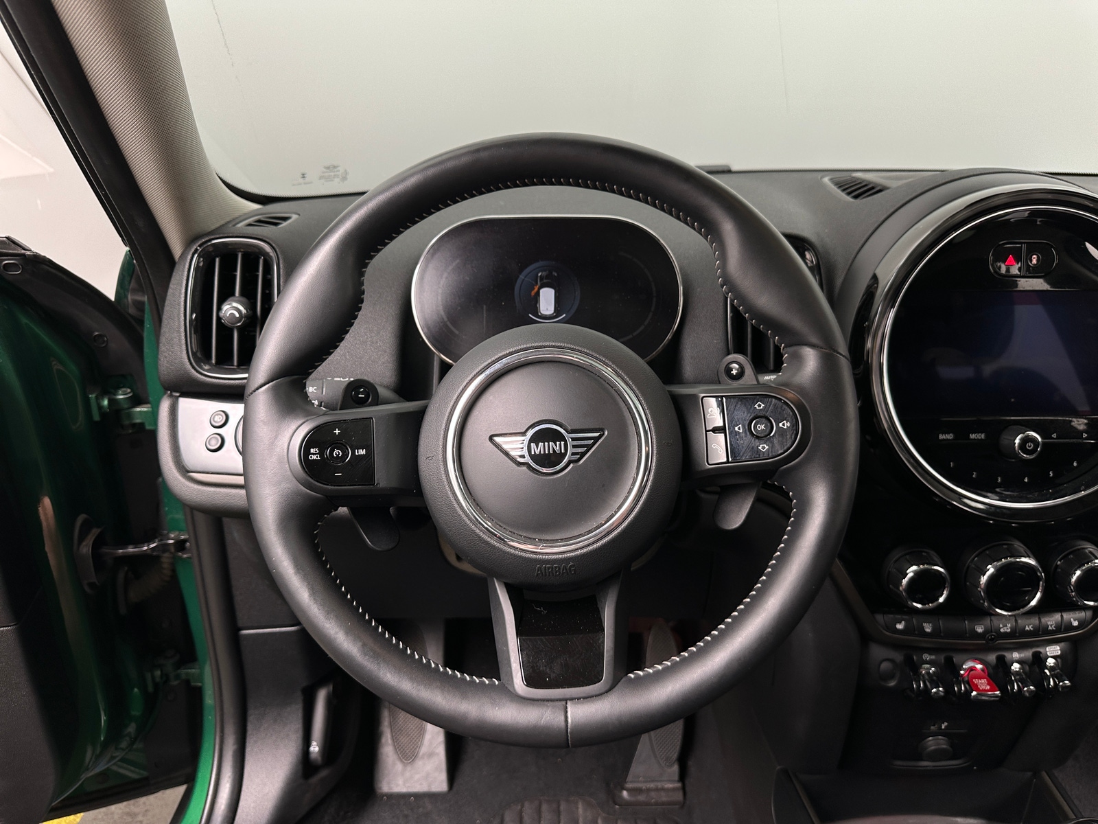Thumbnail: 2024 MINI Cooper Countryman - 4