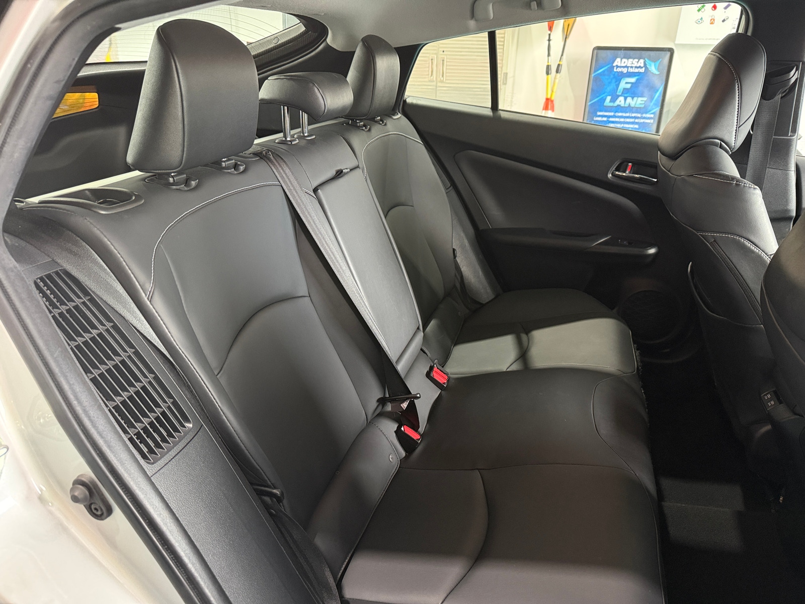 Thumbnail: 2022 Toyota Prius Prime - 6