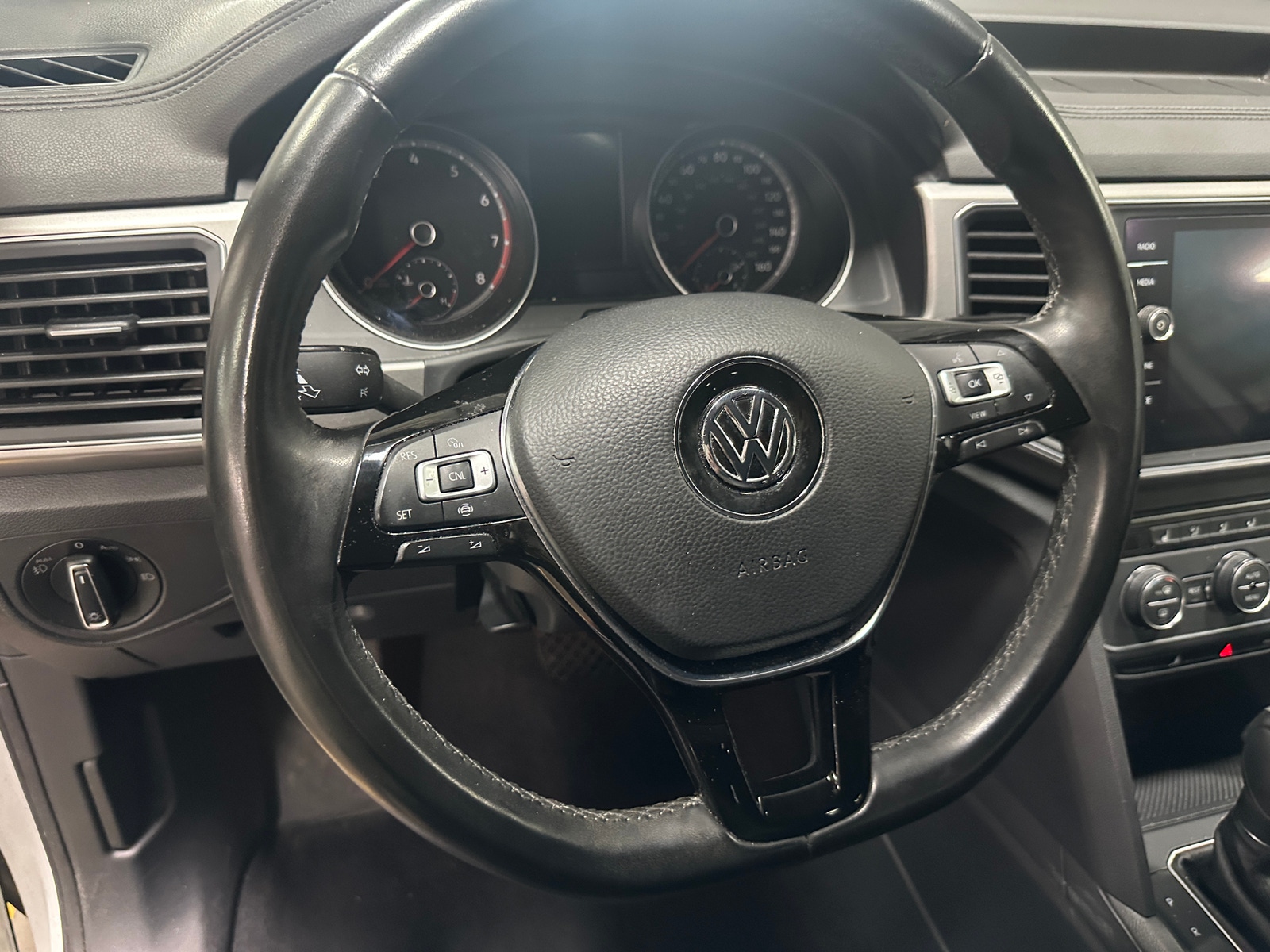 Thumbnail: 2019 Volkswagen Atlas - 4