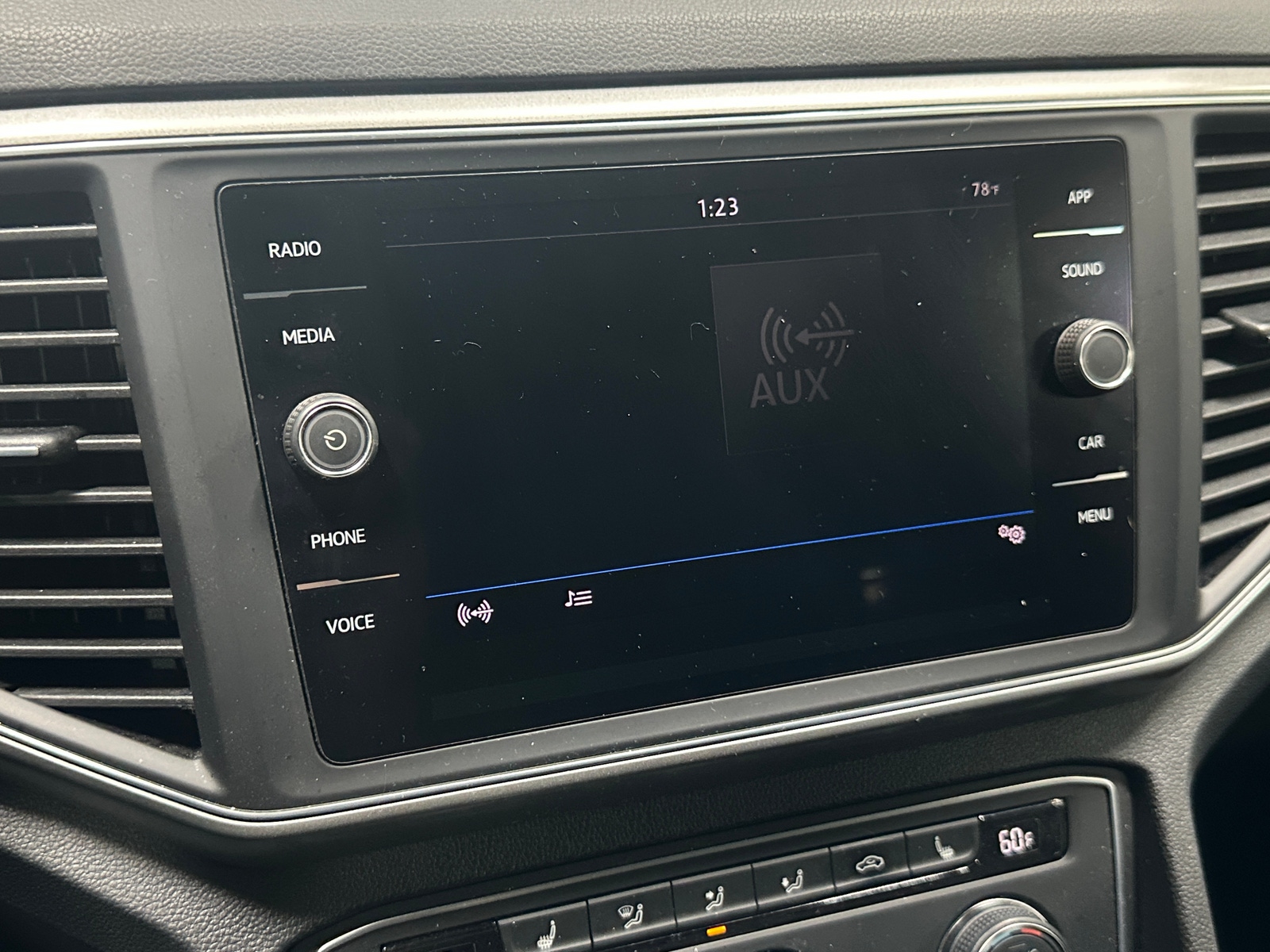 Thumbnail: 2019 Volkswagen Atlas - 3