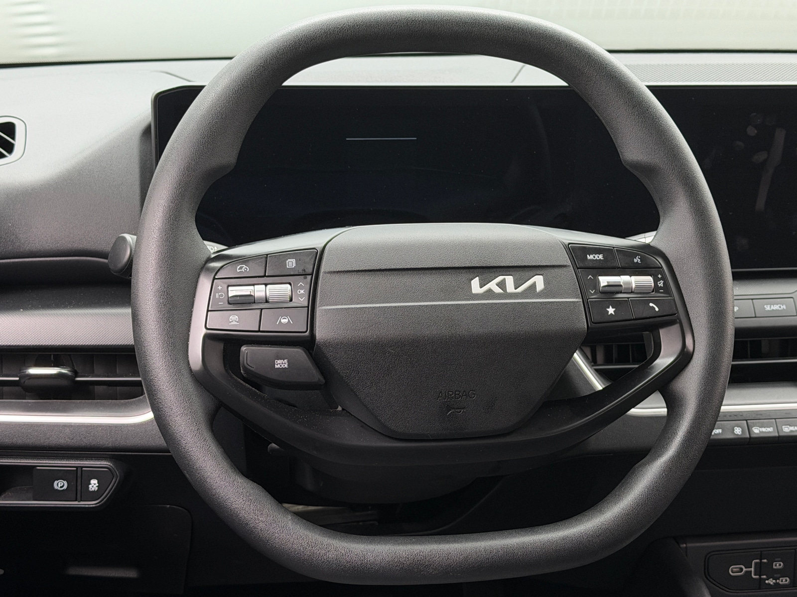 Thumbnail: 2025 Kia K4 - 5