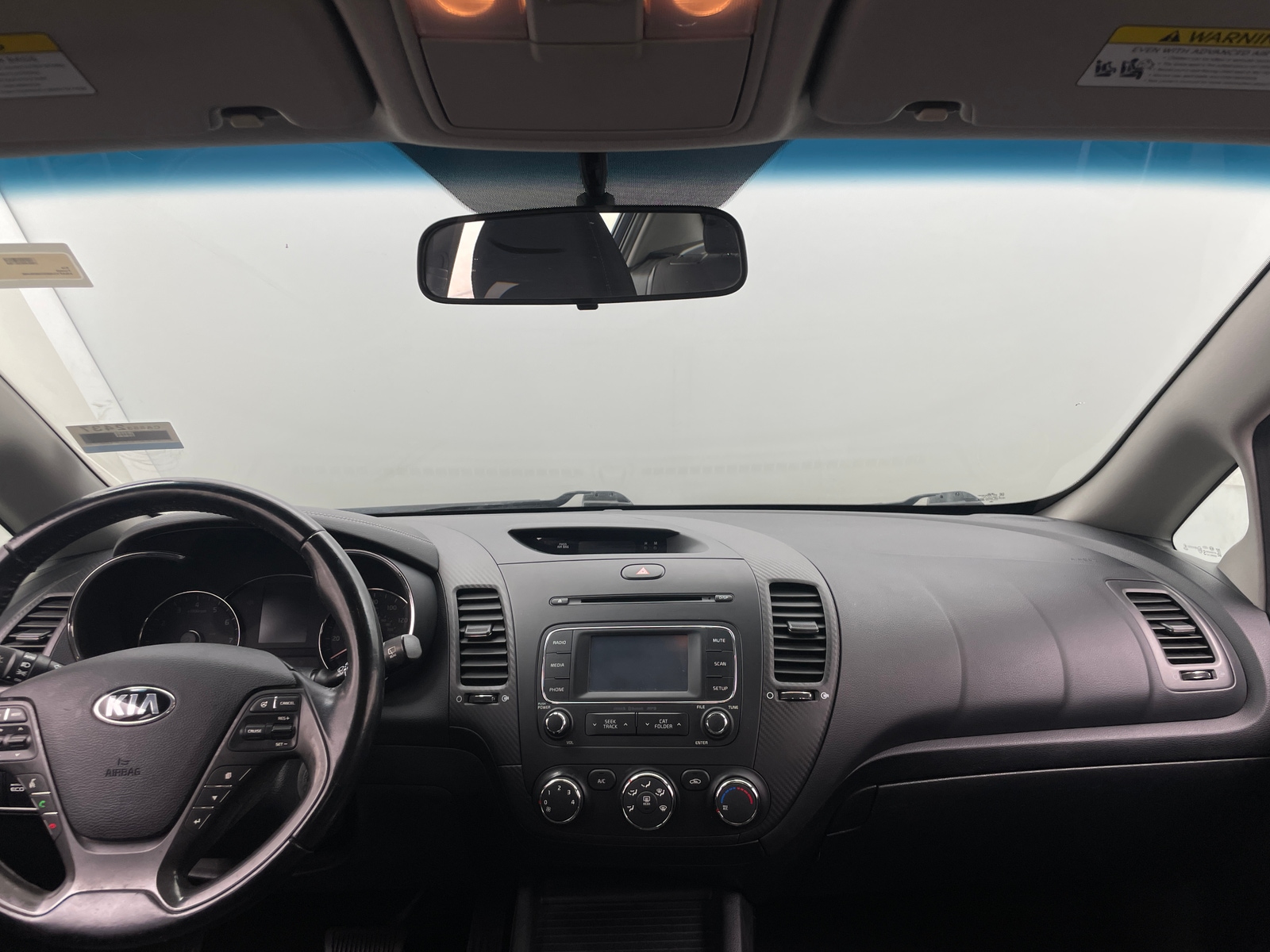 Thumbnail: 2016 Kia Forte - 3
