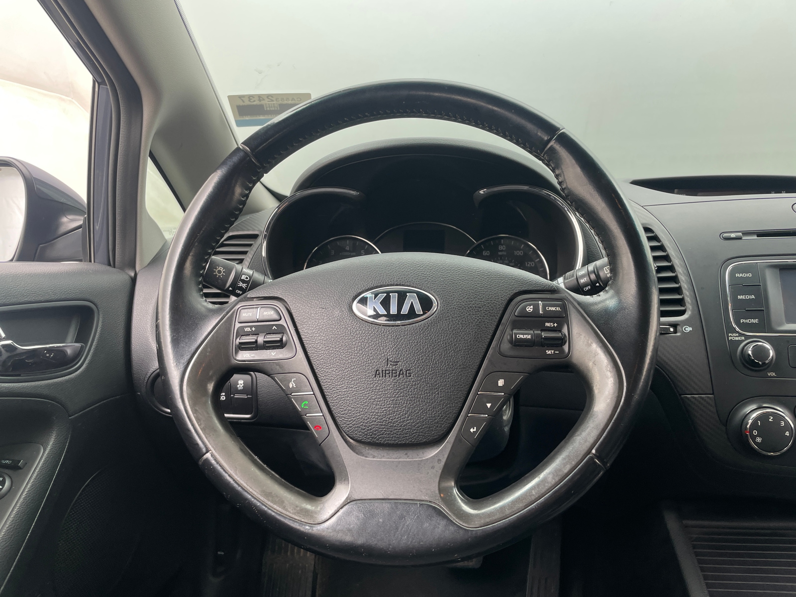 Thumbnail: 2016 Kia Forte - 5
