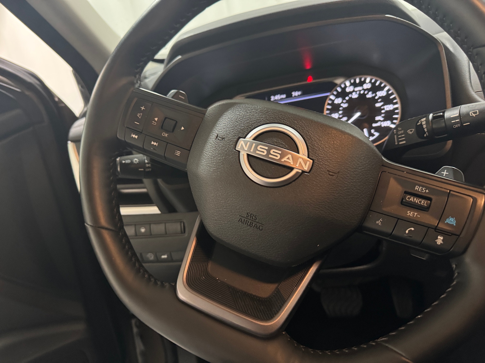 Thumbnail: 2025 Nissan Rogue - 5