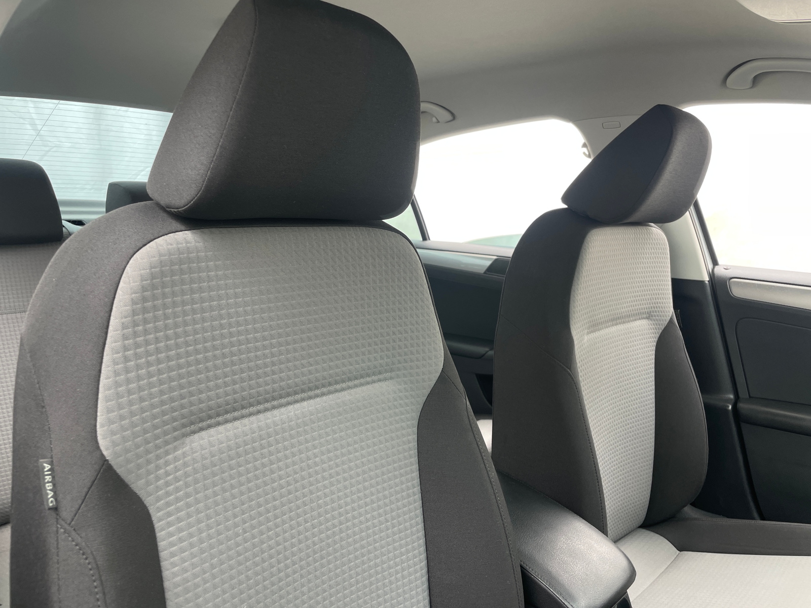 Thumbnail: 2018 Volkswagen Jetta - 2